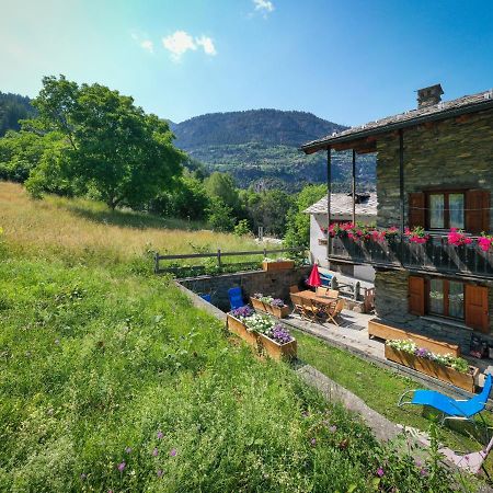 Casa Vacanze Grand-Haury Da Andrea อาร์วิแอร์ ภายนอก รูปภาพ